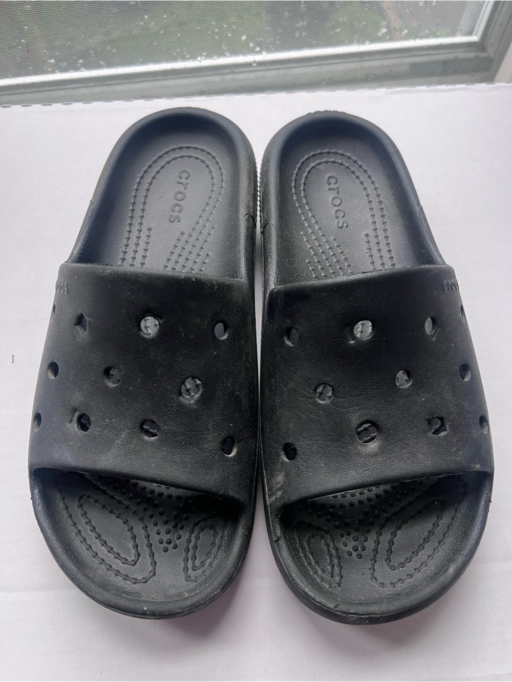 Crocs Youth slides size J5